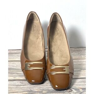 Clarks‎ Patent Leather Artisan Flats Brown Women's 9.5 M